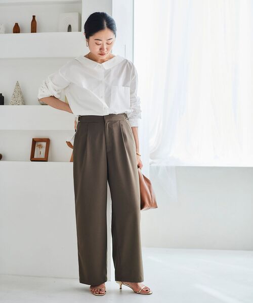 le.coeur blanc（ルクールブラン）の「抜き衿デザインブラウス（シャツ/ブラウス・レディース・ブルー系その他2/オフホワイト・38）」の4枚目の写真