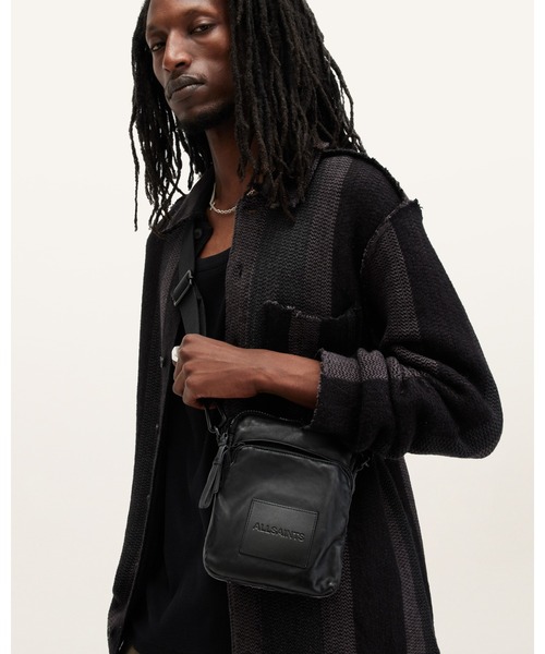 ALLSAINTS（オールセインツ）の「FALCON LEATHER POUCH BAG | FALCON レザー ポーチ バッグ（ショルダーバッグ・メンズ・ブラック・ONE SIZE）」の7枚目の写真