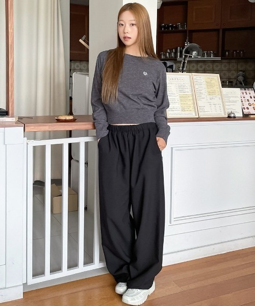 muahmuah(ムーアムーア)の「A'GEM/9 × .kom 『muah muah/ムーアムーア』 STITCH LOGO BASIC KNIT/ステッチロゴベーシックニット(ニット/セーター・レディース・アイボリー/ブラック/グレー/チャコールグレー/ネイビー/ベージュ・FREE)」の14枚目の写真