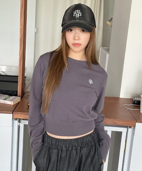 muahmuah(ムーアムーア)の「A'GEM/9 × .kom 『muah muah/ムーアムーア』 STITCH LOGO BASIC KNIT/ステッチロゴベーシックニット(ニット/セーター・レディース・アイボリー/ブラック/グレー/チャコールグレー/ネイビー/ベージュ・FREE)」の16枚目の写真