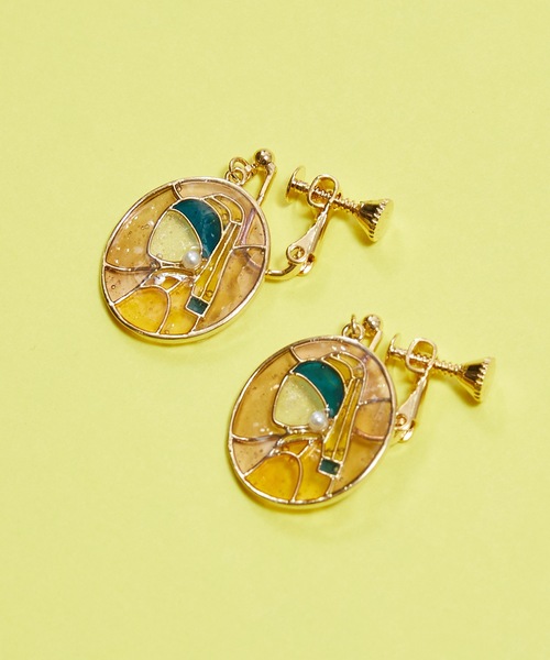 gargle（ガーグル）の「gargle ガーグル：アートシリーズ　ステンドアート　フェルメール　ゴッホ　イヤリング（イヤリング・レディース・イエロー/ブルー・FREE）」の3枚目の写真