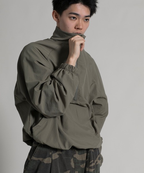 aimoha(アイモハ)の「【aimoha neo】 Outdoor Utility UV protection Windbreaker(ブルゾン・メンズ・ベージュ/グリーン/ブラック/オフホワイト・MEDIUM/X-LARGE/XX-LARGE/LARGE)」の13枚目の写真