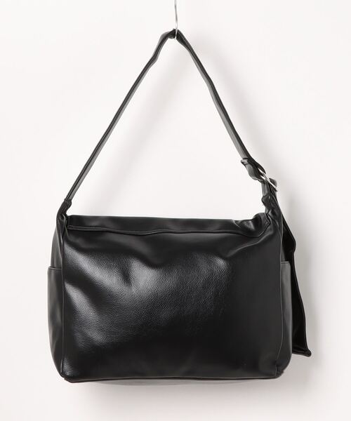 【セール】【NAUGHTIAM/ノーティアム】 合皮ポストマンショルダー 大（ショルダーバッグ）｜NAUGHTIAM（ノーティアム）