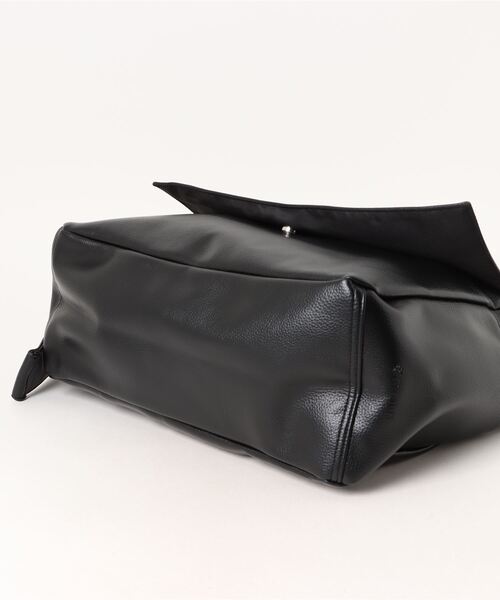 【セール】【NAUGHTIAM/ノーティアム】 合皮ポストマンショルダー 大（ショルダーバッグ）｜NAUGHTIAM（ノーティアム）