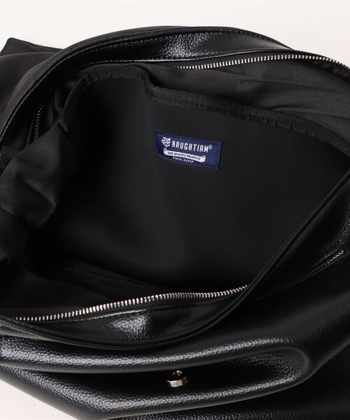 【セール】【NAUGHTIAM/ノーティアム】 合皮ポストマンショルダー 大（ショルダーバッグ）｜NAUGHTIAM（ノーティアム）