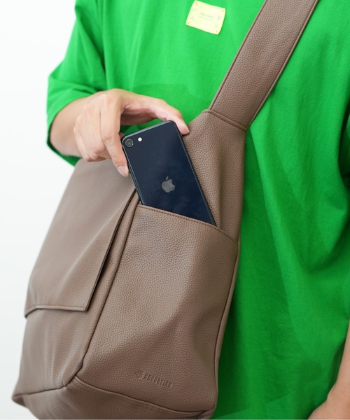 【セール】【NAUGHTIAM/ノーティアム】 合皮ポストマンショルダー 大（ショルダーバッグ）｜NAUGHTIAM（ノーティアム）