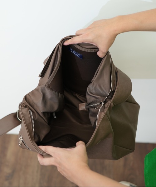 【セール】【NAUGHTIAM/ノーティアム】 合皮ポストマンショルダー 大（ショルダーバッグ）｜NAUGHTIAM（ノーティアム）