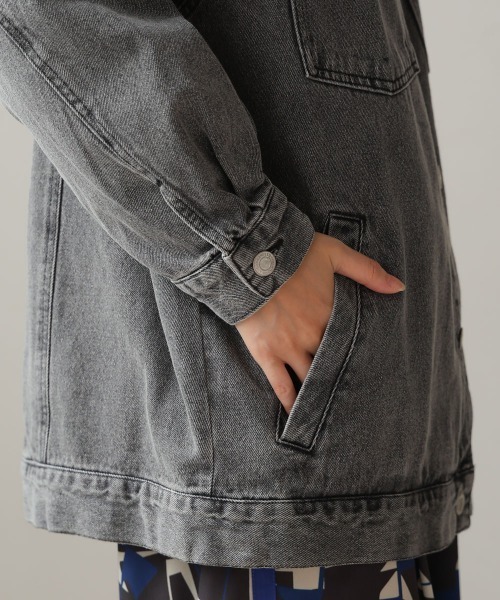 Bou Jeloud(ブージュルード)の「ウォッシュデニムジャケット(デニムジャケット・レディース・ブラック/ブルー/ネイビー・38)」の14枚目の写真