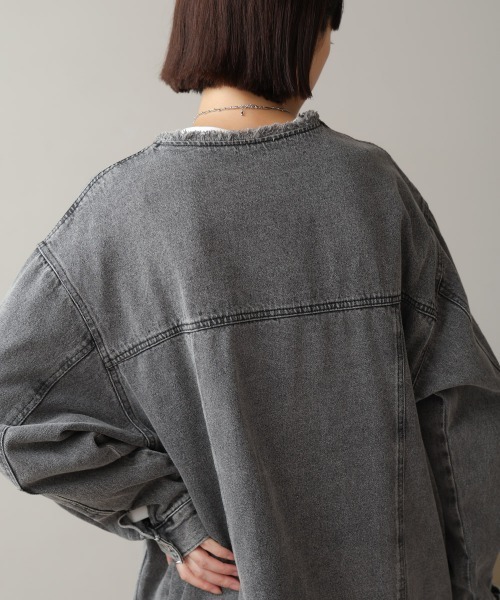 Bou Jeloud(ブージュルード)の「ウォッシュデニムジャケット(デニムジャケット・レディース・ブラック/ブルー/ネイビー・38)」の16枚目の写真