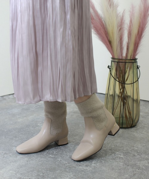 JELLY BEANS(ジェリービーンズ)の「モヘア調ニットコンビショートブーツ(217-40326)JELLY BEANS(ジェリービーンズ)(ブーツ・レディース・ブラック/アイボリー/ブラウン・S/M/L)」の2枚目の写真