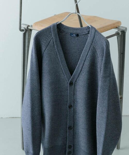 ITEMS URBANRESEARCH(アイテムズ アーバンリサーチ)の「マシンウォッシャブル マシュマロ ニット カーディガン(カーディガン/ボレロ・メンズ・ブラウン/ブラック/ブルー・MEDIUM/LARGE)」の3枚目の写真