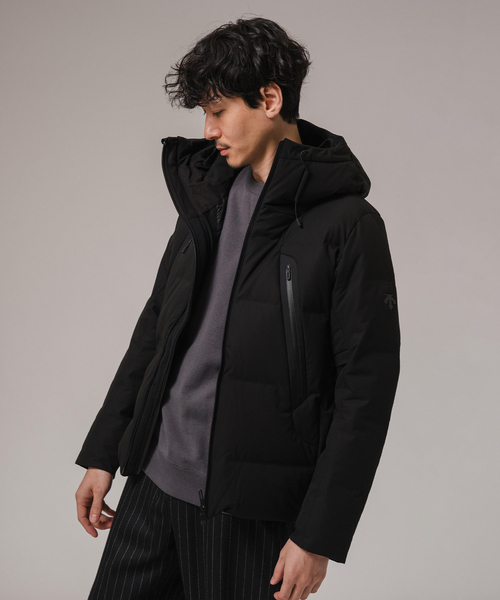 DESCENTE ALLTERRAIN（デサント　オルテライン）の「DESCENTE ALLTERRAIN 水沢ダウン MOUNTAINEER / マウンテニア（ダウンジャケット/コート・メンズ・ブラック・MEDIUM/LARGE/X-LARGE）」の6枚目の写真