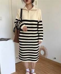 ハーフジップボーダー柄ニットワンピース