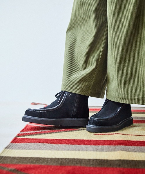 studio CLIP（スタディオクリップ）の「【kazumiさんコラボ】撥水モカシンショートブーツ（ブーツ・レディース・ライトグレー/ベージュ/ブラック・L/M）」の2枚目の写真