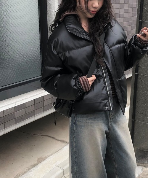 セール】フェイクレザーハイネックショートダウンジャケット（ダウン