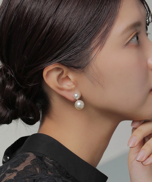Kana（カナ）の「ツイン パール イヤリング 結婚式 お呼ばれ オケージョン（イヤリング・レディース・シルバー/ゴールド・フリー）」の5枚目の写真