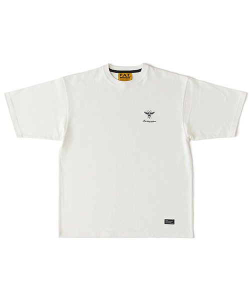 FAT（エフエイティー）の「EMBee（Tシャツ/カットソー・メンズ・ブルー/ホワイト/ブラック/イエロー・JUMBO(XXL)/FAT(XL)/SKINNY(L)/TITCH(M)）」の3枚目の写真