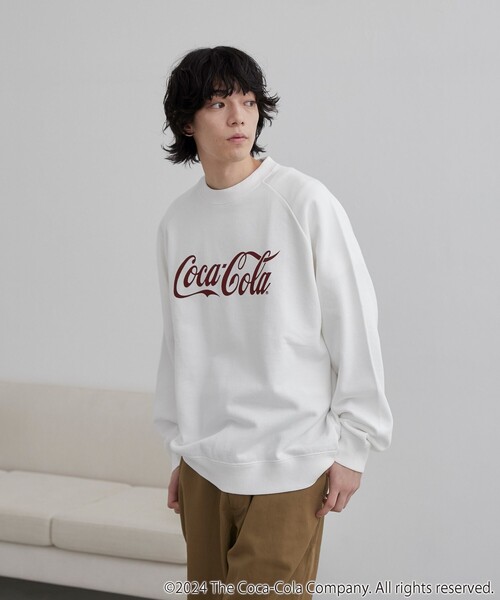 coen(コーエン)の「Coca-Cola ロゴクルーネックスウェット(スウェット・メンズ・ホワイト/レッド/ケリーグリーン・M/L/XL)」の4枚目の写真