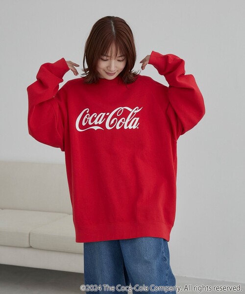 coen(コーエン)の「Coca-Cola ロゴクルーネックスウェット(スウェット・メンズ・ホワイト/レッド/ケリーグリーン・M/L/XL)」の12枚目の写真