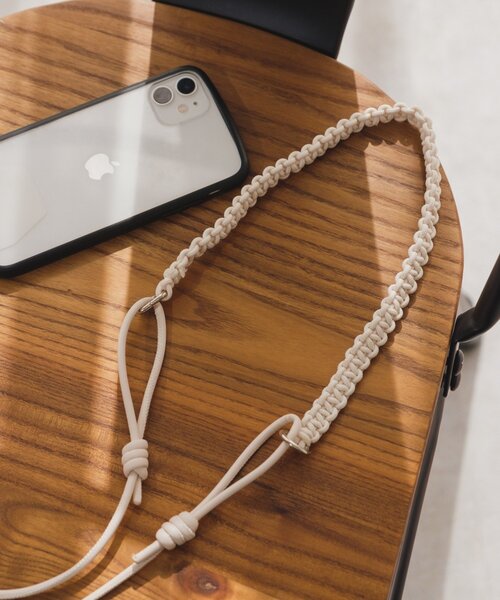 Kastane（カスタネ）の「【WEB限定】スマホショルダーストラップ（スマホグッズ・レディース・ブラック/アイボリー/シルバー・FREE）」の11枚目の写真