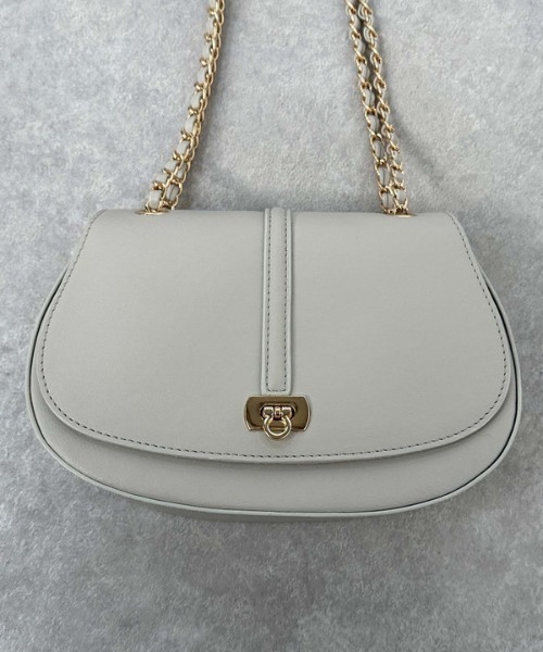 archives(アルシーヴ)の「ラウンドフラップショルダーバッグ(ショルダーバッグ・レディース・グレー/アイボリー/ブラック・FREE)」の12枚目の写真