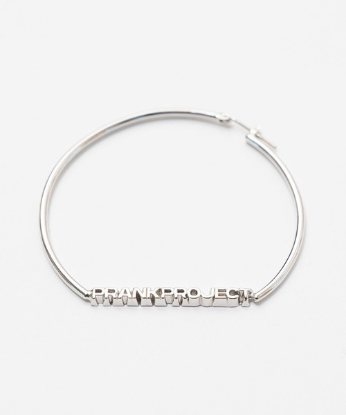 PRANK PROJECT（プランクプロジェクト）の「ロゴフープピアス / Logo Hoop Earrings（ピアス（両耳用）・レディース・シルバー・FREE）」の4枚目の写真