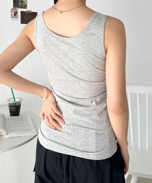 CLEA（クレア）の「【吸汗速乾】カップ付きベーシックタンクトップ（タンクトップ・レディース・モカ/ホワイト/グレー/ブラック・FREE）」の13枚目の写真