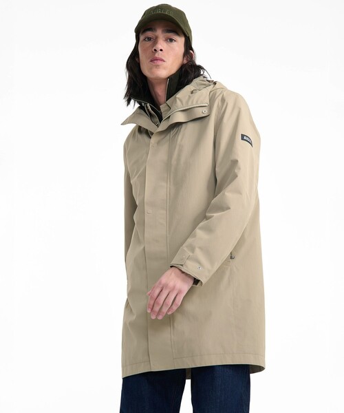 AIGLE(エーグル)の「透湿防水 ロングフーデッドコート(マウンテンパーカー・メンズ・ダークブルー/モスグリーン/ベージュ/サンドベージュ・L/M/S/XL)」の2枚目の写真