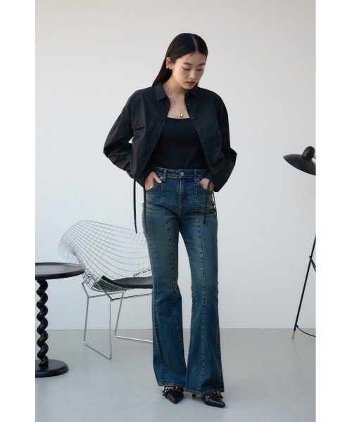 AZUL by moussy（アズールバイマウジー）の「フロントギャザーシャツ（シャツ/ブラウス・レディース・ピンク/ブラック/サックスブルー/オフホワイト・FREE）」の7枚目の写真