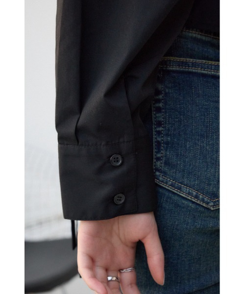 AZUL by moussy（アズールバイマウジー）の「フロントギャザーシャツ（シャツ/ブラウス・レディース・ピンク/ブラック/サックスブルー/オフホワイト・FREE）」の13枚目の写真