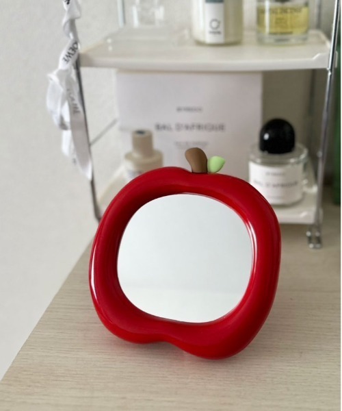 ammy.(エイミードット)の「【 ammy. / エイミードット 】 アップル シルエット 卓上 ミラー(ミラー・レディース・ミント/レッド・FREE)」の5枚目の写真