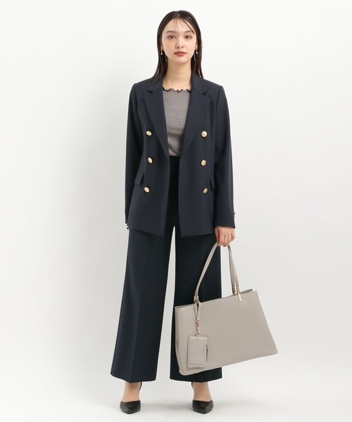 Andemiu（アンデミュウ）の「サイドボタンセミワイドパンツ325579（スラックス・レディース・グレイッシュベージュ/グレー/ネイビー・SMALL/MEDIUM）」の17枚目の写真