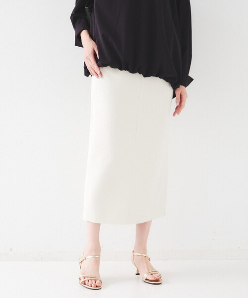 UNTITLED（アンタイトル）の「【後ろウエストゴム/洗える】ストレッチ ナロースカート（スカート・レディース・ナチュラル/ネイビー/ブラック/チャコールグレー・03/00/01/02/04/44/46/48/50/42）」の14枚目の写真