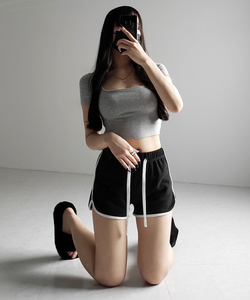 me+em select（ミームセレクト）の「【 ３color 】サイドラインパイピングスウェットショートパンツ ／ sideline piping sweat short pants（その他パンツ・レディース・ブラック/ライトグレー/ダークグレー・SMALL/MEDIUM/LARGE）」の16枚目の写真