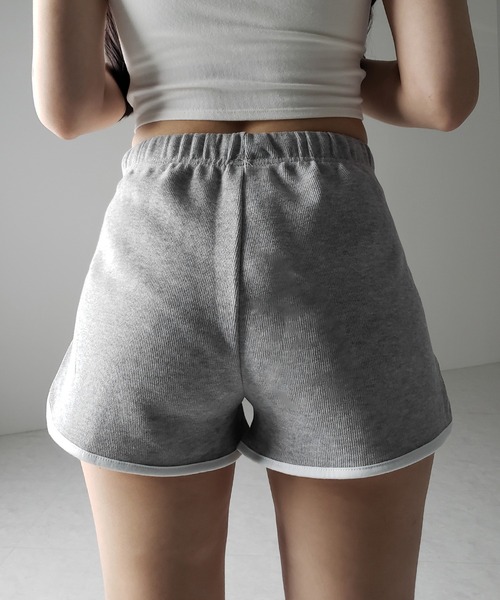 me+em select（ミームセレクト）の「【 ３color 】サイドラインパイピングスウェットショートパンツ ／ sideline piping sweat short pants（その他パンツ・レディース・ブラック/ライトグレー/ダークグレー・SMALL/MEDIUM/LARGE）」の21枚目の写真