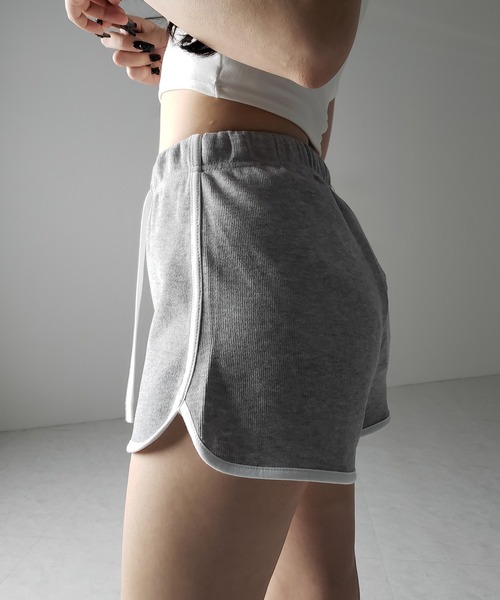 me+em select（ミームセレクト）の「【 ３color 】サイドラインパイピングスウェットショートパンツ ／ sideline piping sweat short pants（その他パンツ・レディース・ブラック/ライトグレー/ダークグレー・SMALL/MEDIUM/LARGE）」の22枚目の写真