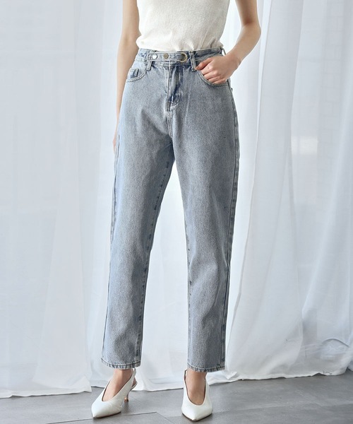 Ampirula(アンピルーラ)の「ハイウエストテーパードデニムパンツ(デニムパンツ・レディース・ブルー・S/M/L)」の8枚目の写真