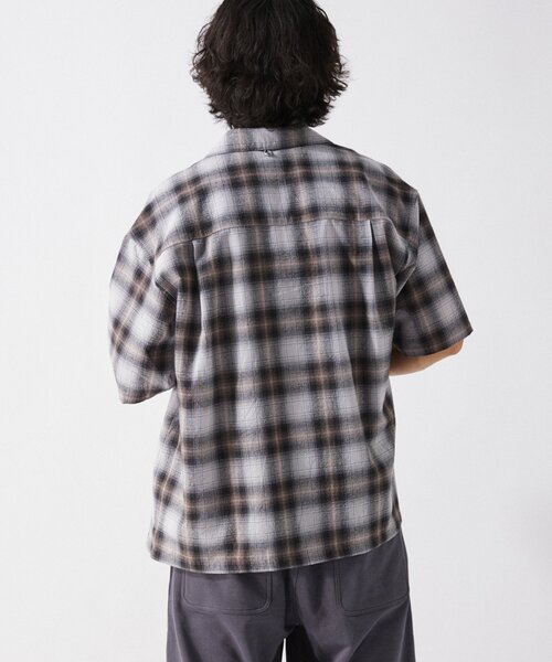 JOURNAL STANDARD relume(ジャーナルスタンダード レリューム)の「T/C ガーゼ オンブレチェック 半袖シャツ(シャツ/ブラウス・メンズ・ネイビー/グレー/サックスブルー/イエロー・MEDIUM/LARGE)」の9枚目の写真