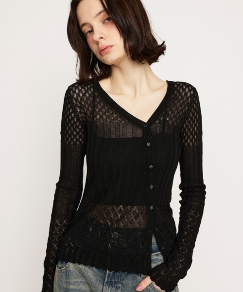 SLY（スライ）の「CROCHET SLANT BUTTON C/D クロシェ スラント ボタン カーディガン（カーディガン/ボレロ・レディース・ブラック/イエロー/ホワイト・FREE）」の3枚目の写真