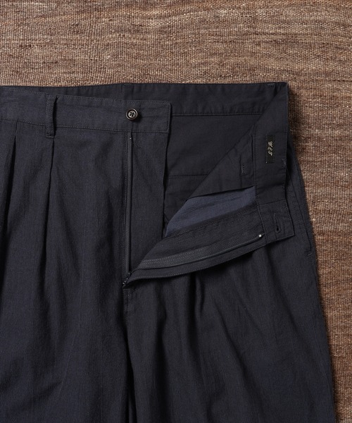 ADAM ET ROPE'（アダムエロペ）の「【WILD LIFE TAILOR】ライトピケ ワイド テーパード スラックス / セットアップ可能（スラックス・メンズ・ネイビー/ブラック系その他3・XL/L/M）」の8枚目の写真