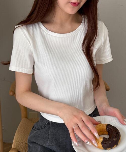WEGO（ウィゴー）の「WEGO/コンパクトリブT（Tシャツ/カットソー・レディース・ブラック/オフホワイト/レッド・MEDIUM/SMALL）」の2枚目の写真