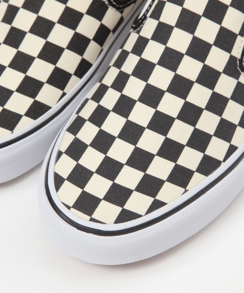 VANS(バンズ)の「【VANS(ヴァンズ)】UA CLASSIC SLIP-ON(MEN)(スリッポン・メンズ・ブラック/その他1・SMALL/MEDIUM/LARGE)」の17枚目の写真