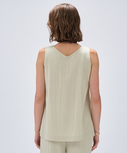 cloenc（クロエンス）の「【接触冷感／セットアップ／マシンウォッシュ】レーヨンツイルノースリブラウス（シャツ/ブラウス・レディース・チャコールグレー/ナチュラル/ブラック/ライトグリーン・02）」の8枚目の写真