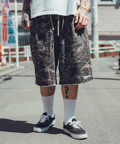 Subciety（サブサエティ）の「Sweat shorts（その他パンツ・メンズ・レオパード/カモフラージュ/ブラック/グレー・SMALL/MEDIUM/LARGE/X-LARGE）」の3枚目の写真