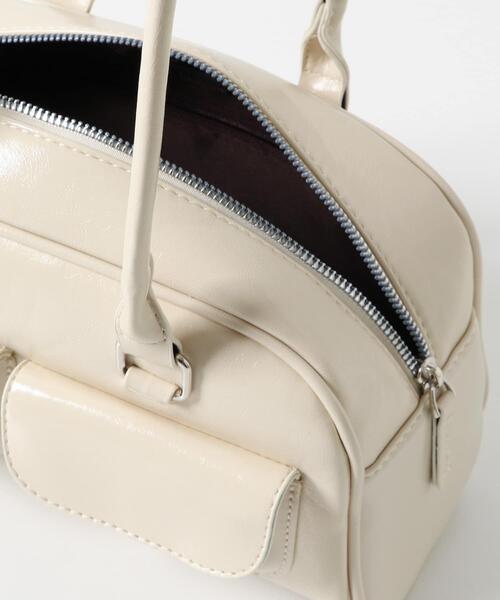 URBAN RESEARCH ROSSO WOMEN（アーバンリサーチ　ロッソ）の「ヴィンテージライクボストンバッグ（ボストンバッグ・レディース・ブラック/オフホワイト・-）」の5枚目の写真