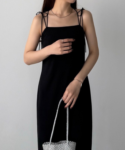 callautia（カラウティア）の「【取り外し可能カップ付き】バッククロスリブキャミワンピース[高身長サイズMT/低身長サイズS有り]（ワンピース・レディース・チャコール/ブラック/ベージュ・LARGE/MEDIUM/MT/SMALL）」の5枚目の写真