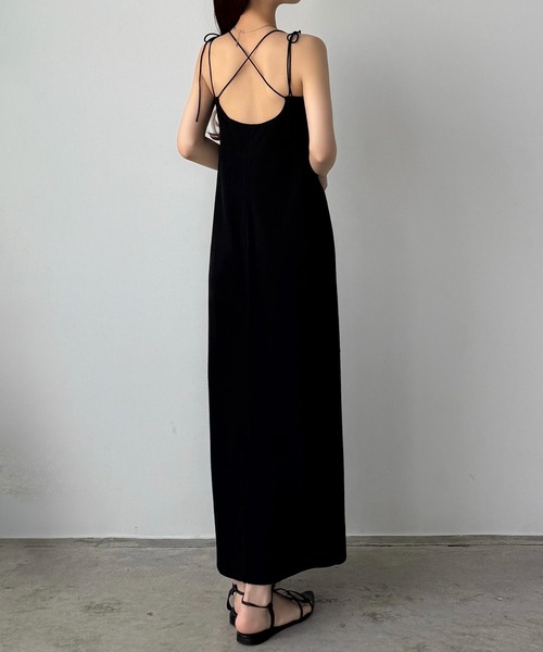 callautia（カラウティア）の「【取り外し可能カップ付き】バッククロスリブキャミワンピース[高身長サイズMT/低身長サイズS有り]（ワンピース・レディース・チャコール/ブラック/ベージュ・LARGE/MEDIUM/MT/SMALL）」の9枚目の写真
