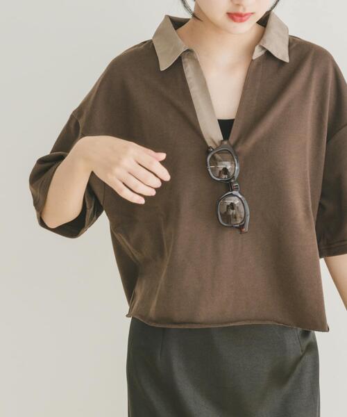 ITEMS URBANRESEARCH（アイテムズ アーバンリサーチ）の「ミニ裏毛スキッパーポロ（ポロシャツ・レディース・ブラウン/グレー・FREE）」の2枚目の写真