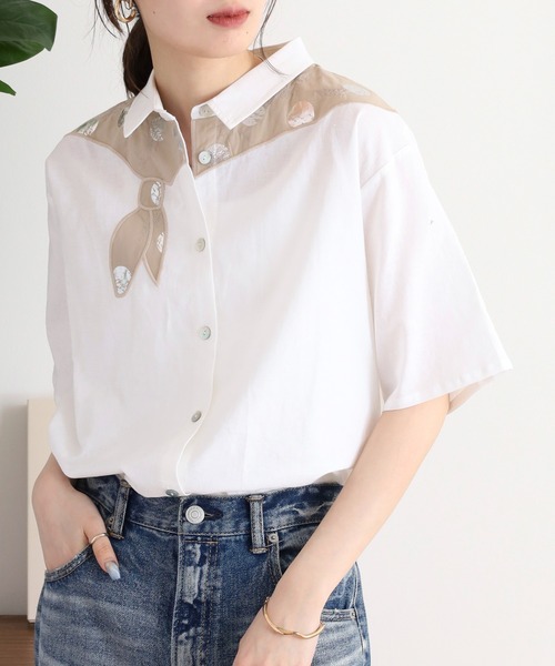 Emago(イマゴ)の「EMAGO ドットプリント花刺繍シャツ(シャツ/ブラウス・レディース・イエロー/ホワイト/チャコールグレー・FREE)」の9枚目の写真