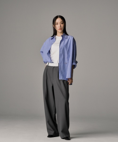 THE CLE（ザクレ）の「OVERSIZED STRIPED SHIRT / オーバーサイズストライプシャツ【オーバーサイズ】【ストライプ】 シャツ トップス メンズ（シャツ/ブラウス・メンズ・ホワイト/ブルー・SMALL/MEDIUM/LARGE）」の9枚目の写真